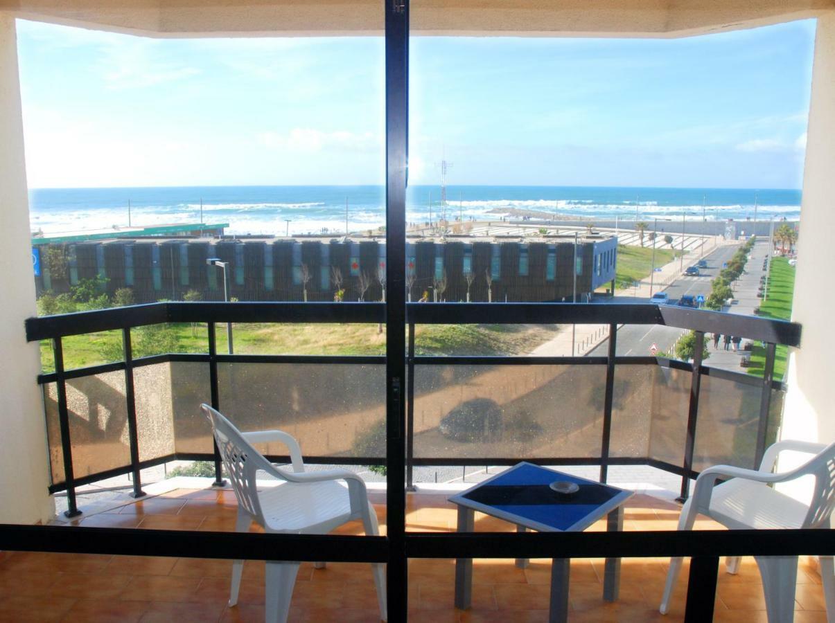 Tubarinho Apartment กอสตา ดา กาปาริกา ภายนอก รูปภาพ
